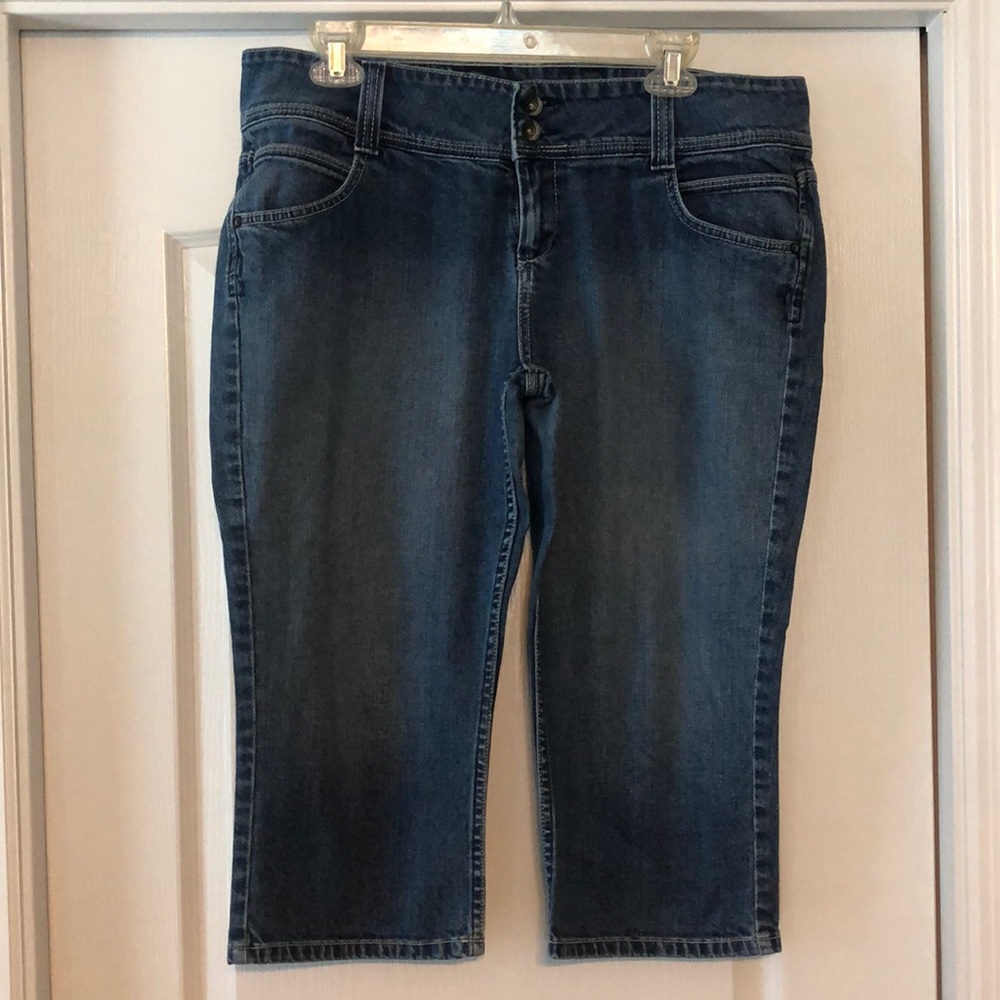 Juniors Jean Capris